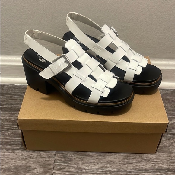 White Strappy Women's Sandals - Picture 1 of 3